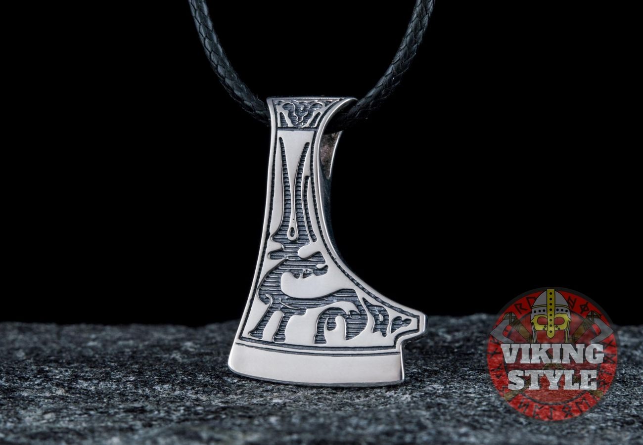 Perun Axe Head Pendant IV - 925 Silver
