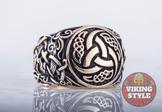 Tri-Horn Ring - Mammen, Bronze