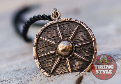 Viking Shield Pendant - Star, Bronze