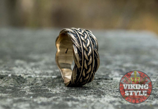 Endless Knot Ring - Bronze