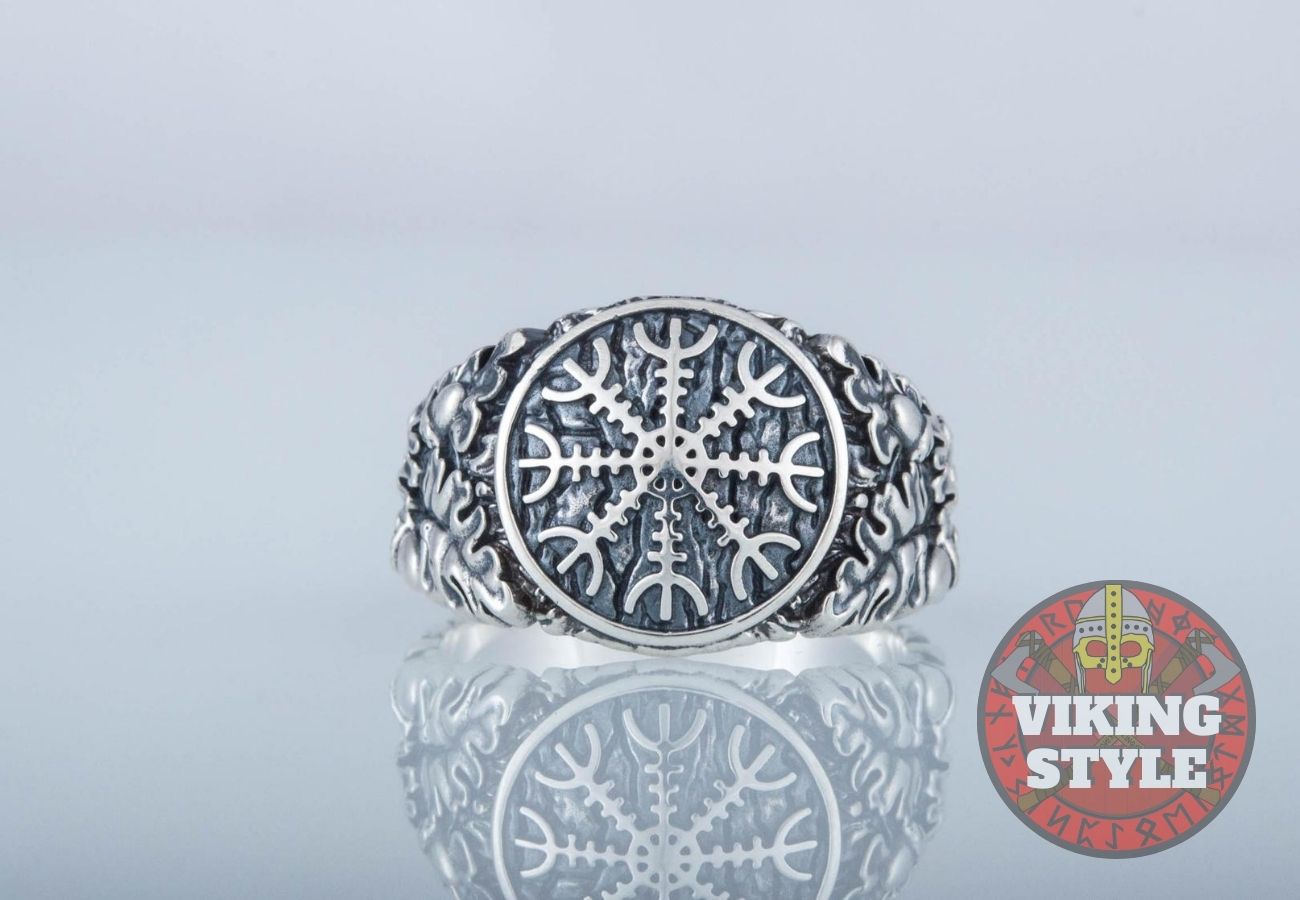 Ægishjálmur Ring III - Oak Leaves, 925 Silver