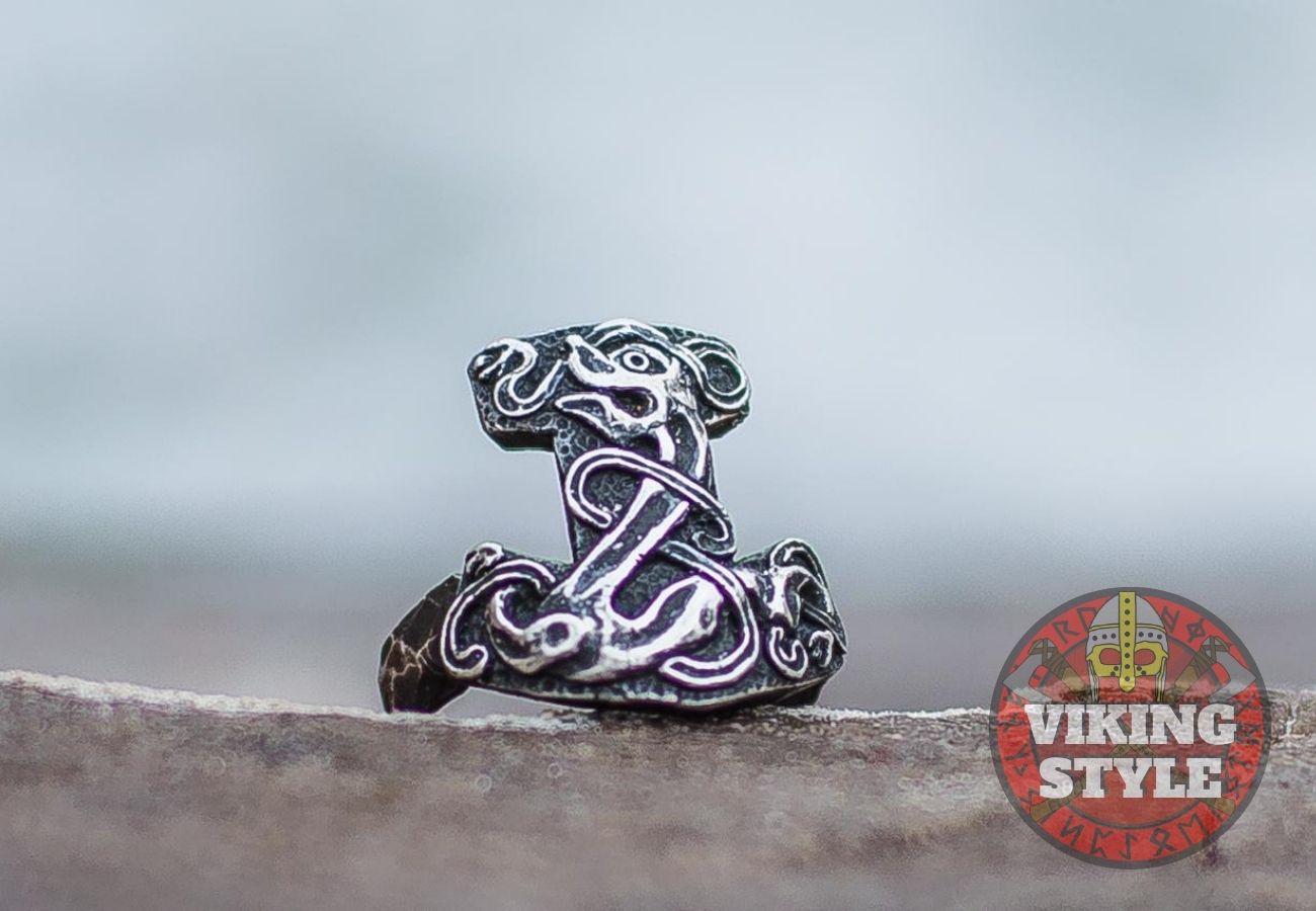 Thor's Hammer Ring  -  Mjolnir, 925 Silver