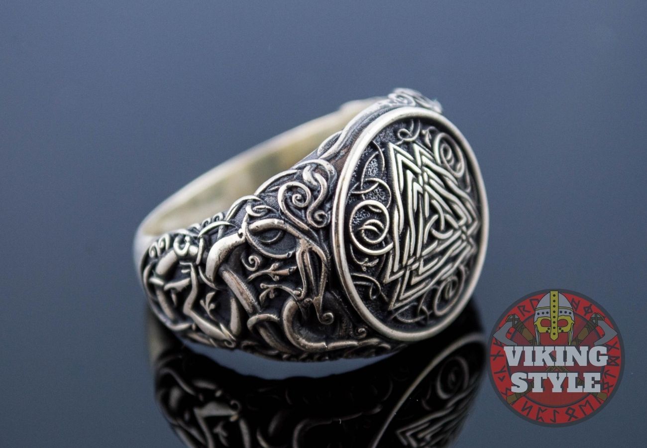 Valknut Ring - Urnes, 925 Silver