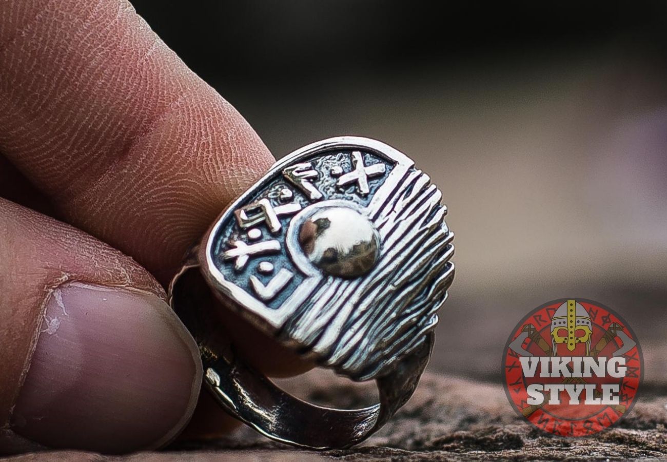 Viking Shield Ring - Runic, 925 Silver