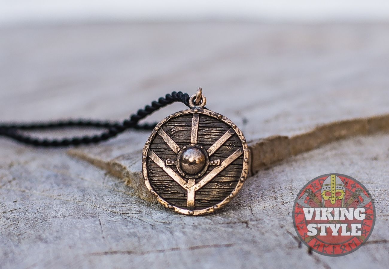 Viking Shield Pendant - Fehu, Bronze