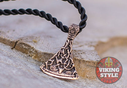 Viking Axe Head Pendant - Mammen, Bronze