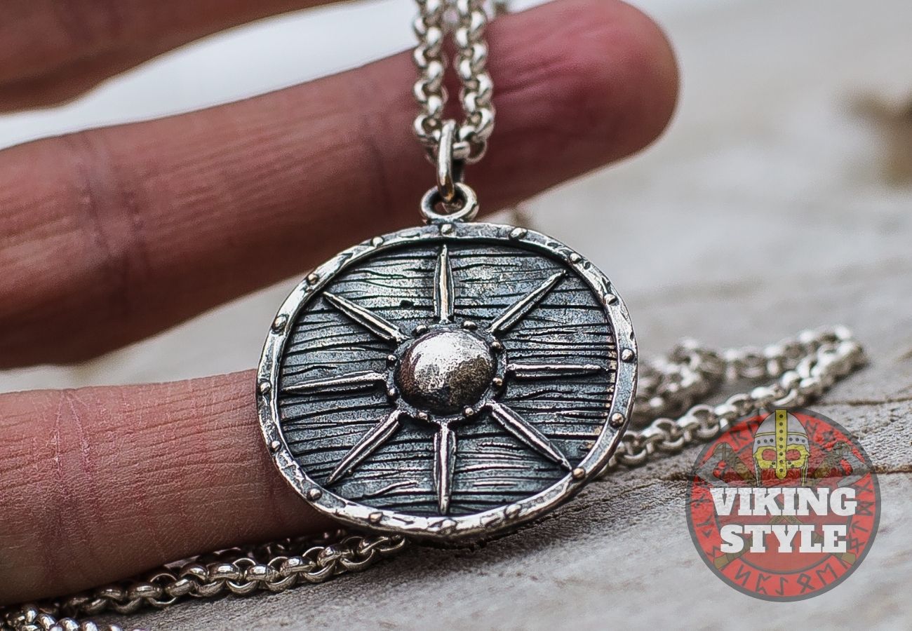 Viking Shield Pendant - Star, 925 Silver