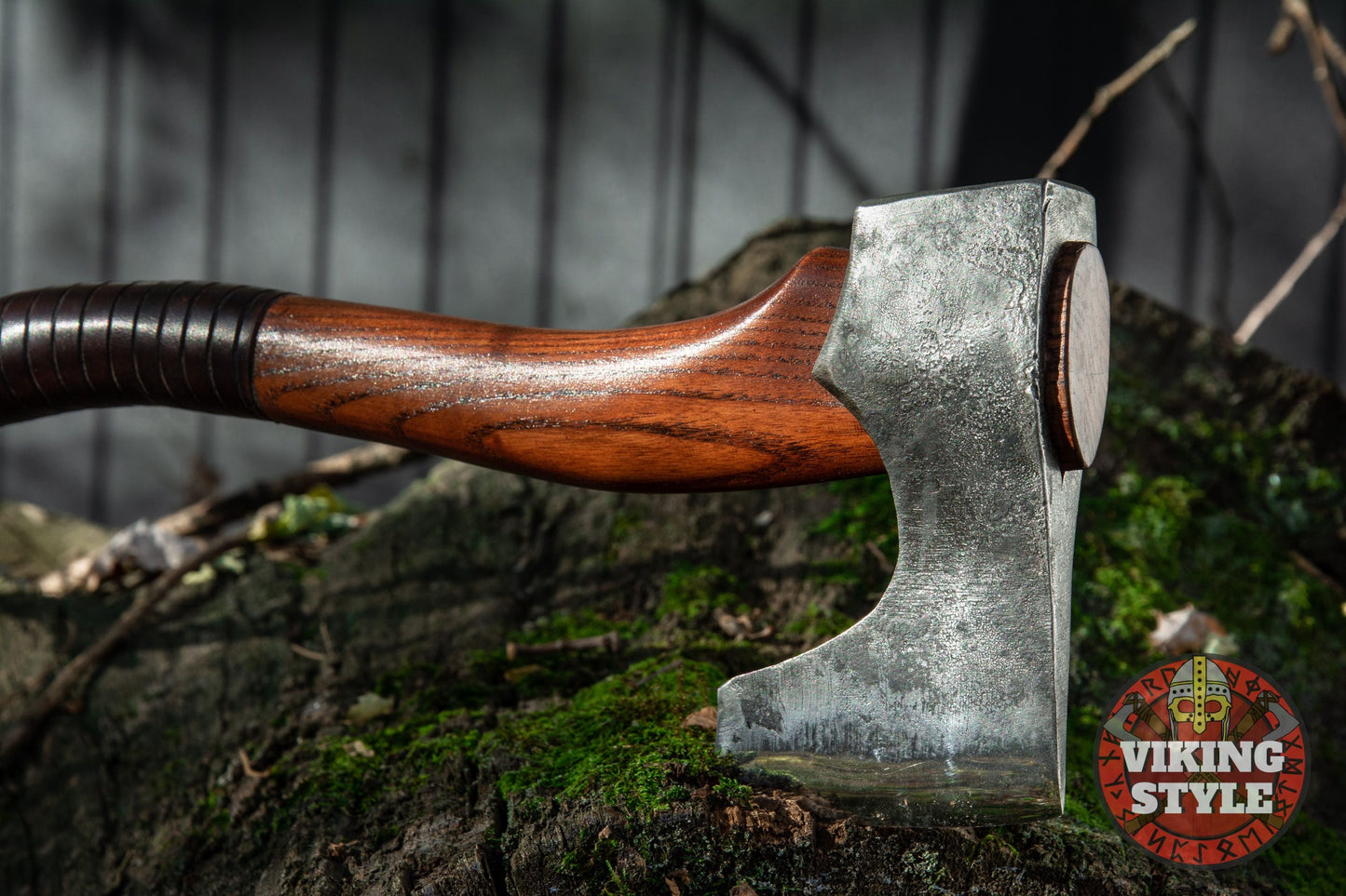 Single Handed Bearded Axe - Balder