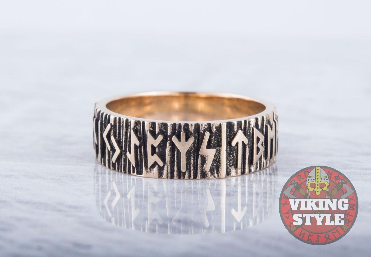 Rune Ring - Bronze