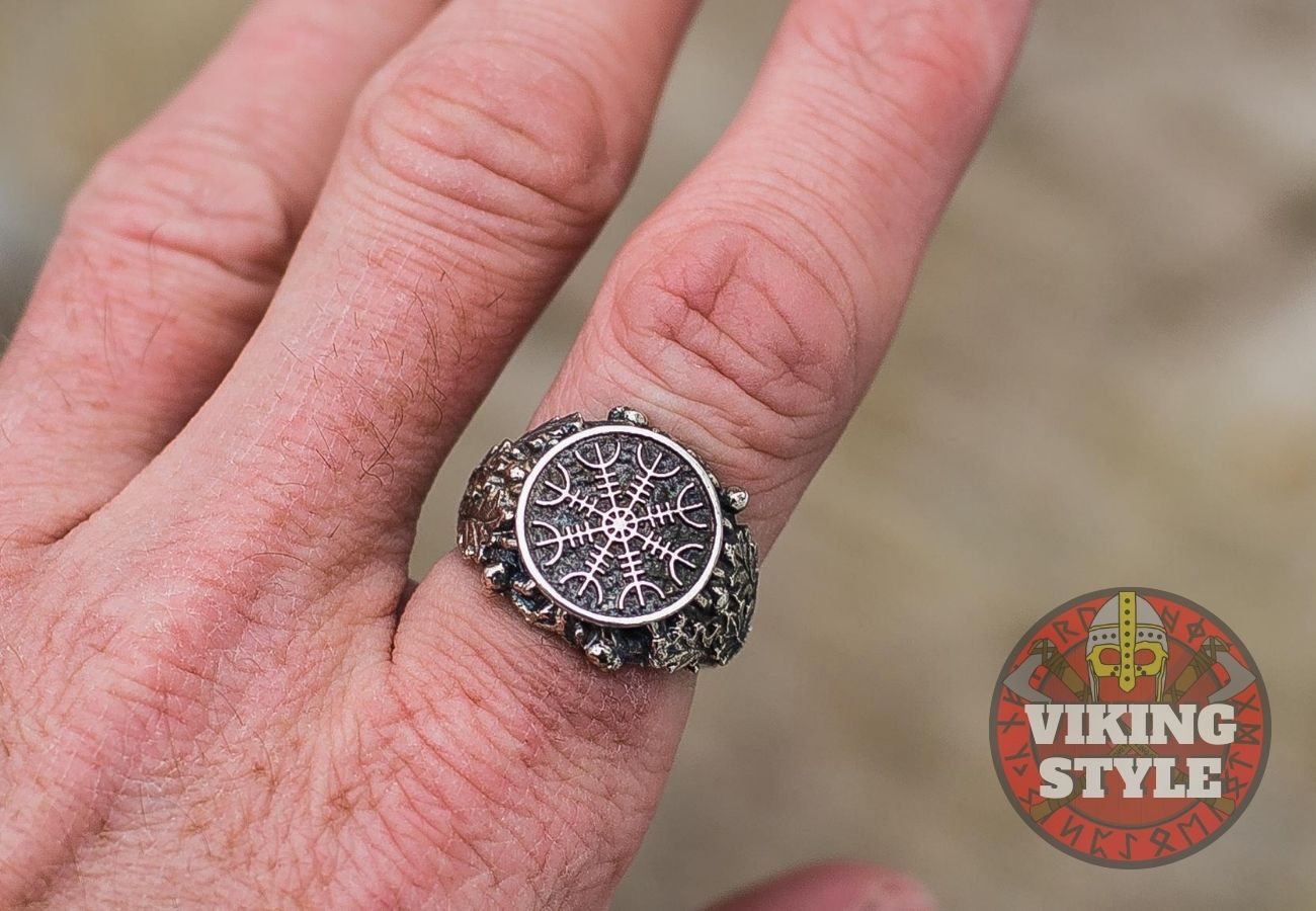 Ægishjálmur Ring II - Oak Leaves, 925 Silver