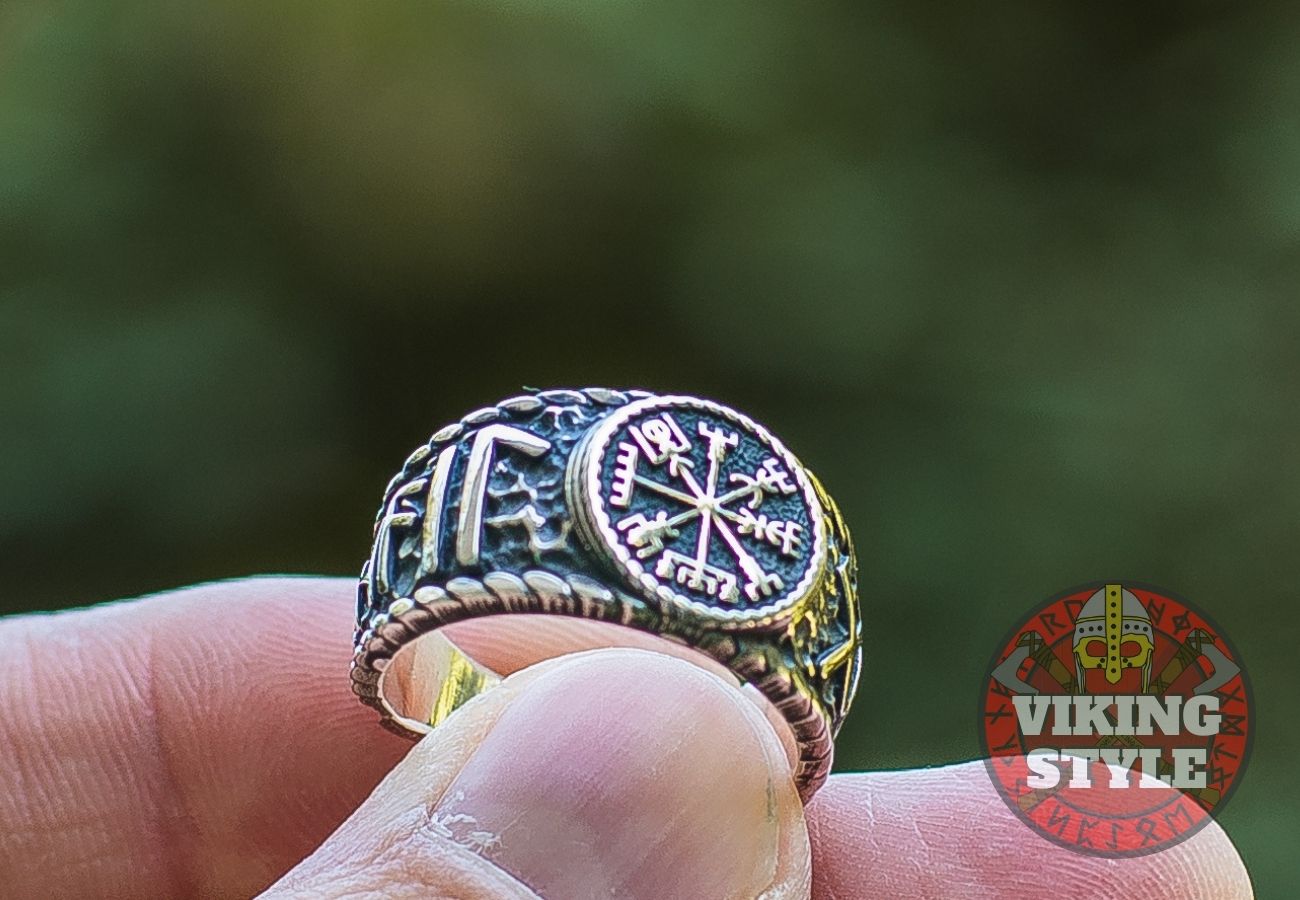Vegvísir Ring - Odin Collection, 925 Silver
