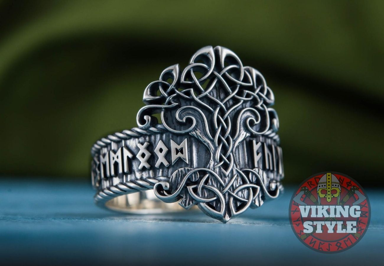 Yggdrasil Ring - Runic, 925 Silver