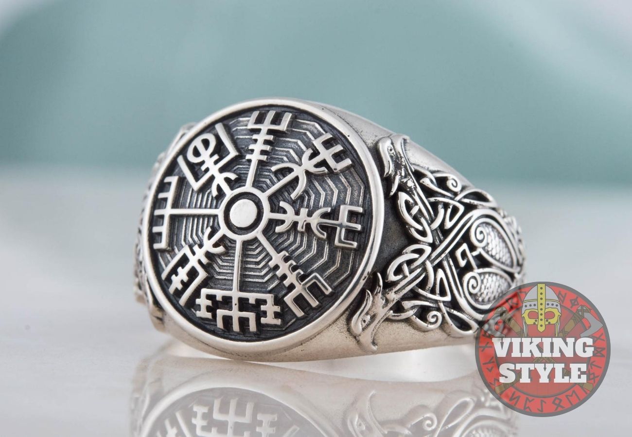 Vegvísir Ring - Ravens, 925 Silver