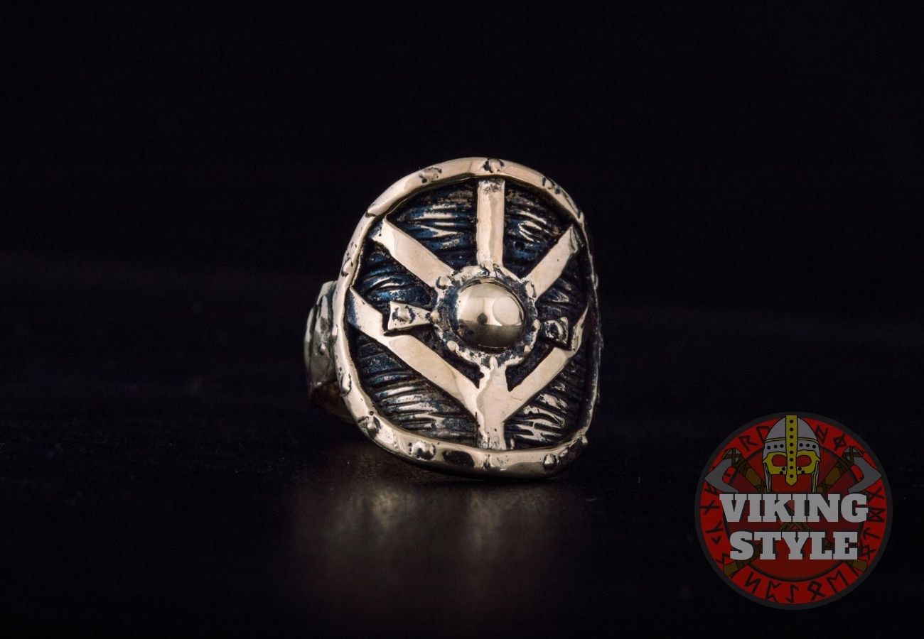 Viking Shield Ring - Fehu, Bronze