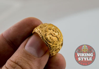 Huginn & Muninn Ring - Urnes, Gold