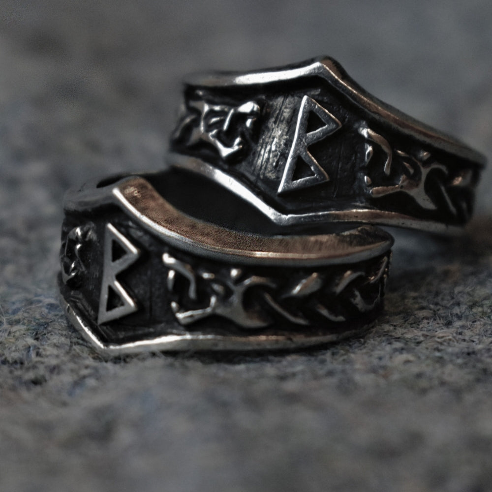 Single Character Rune Ring