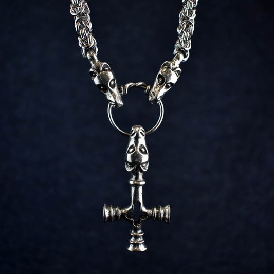 Icelandic Wolf Cross with King's Chain