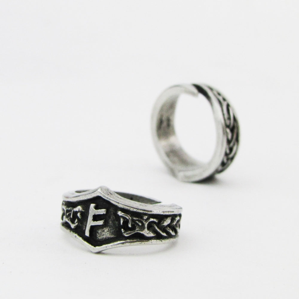Single Character Rune Ring