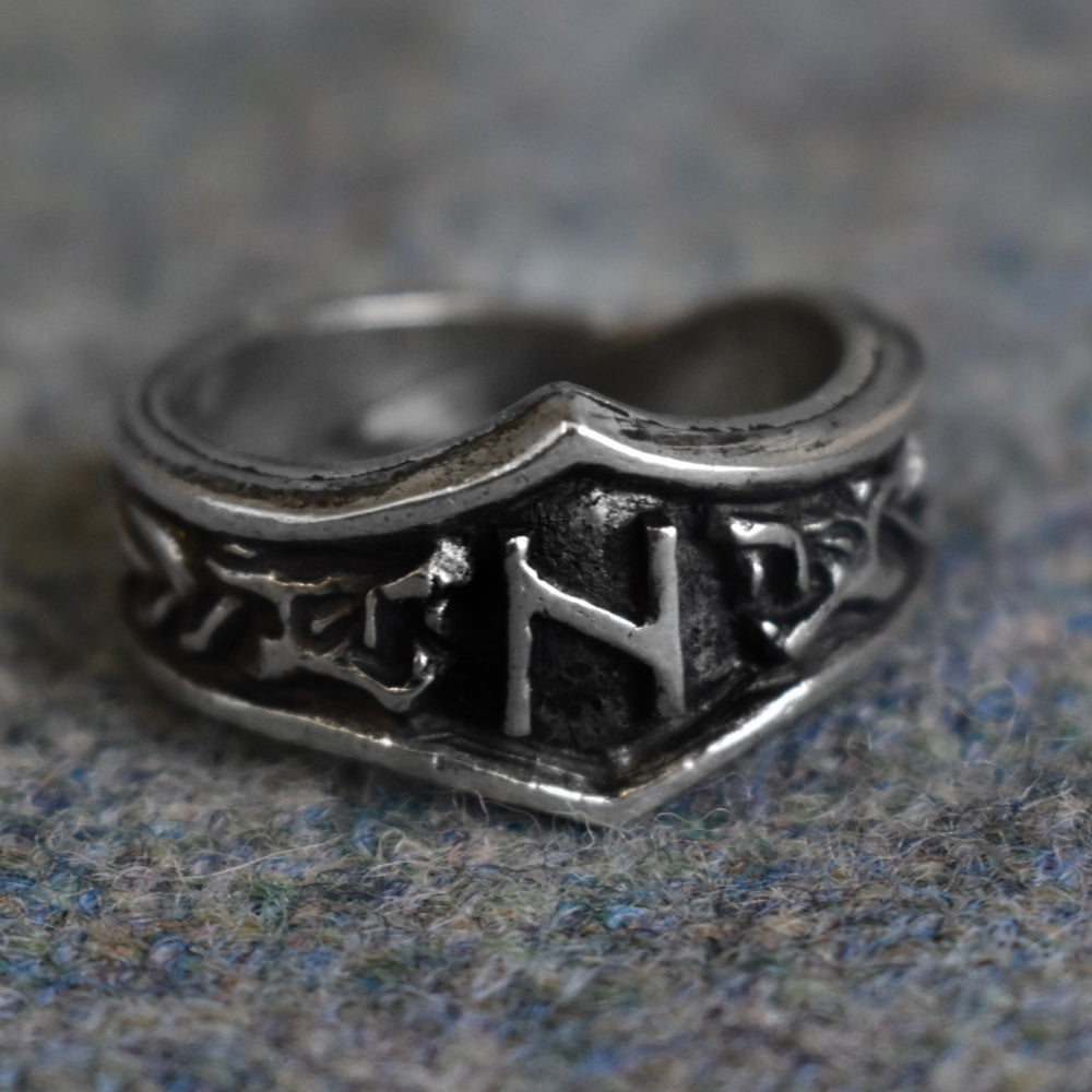 Single Character Rune Ring