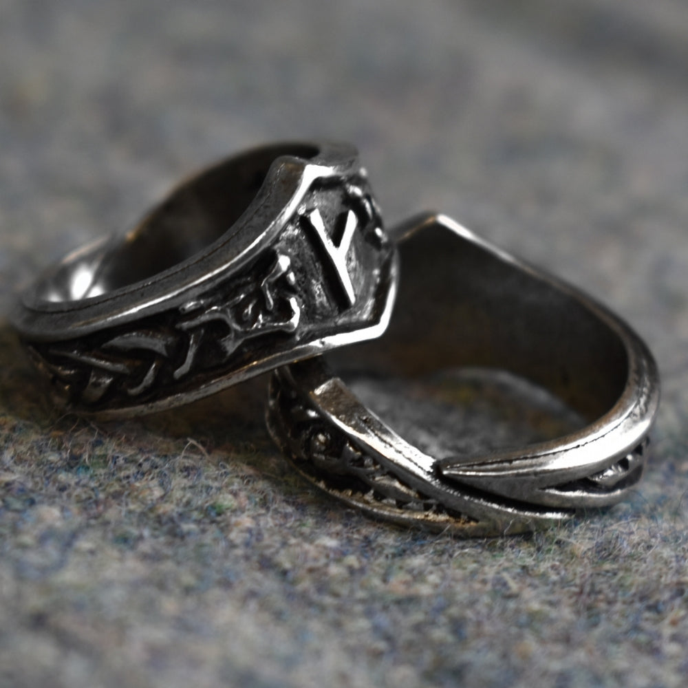 Single Character Rune Ring