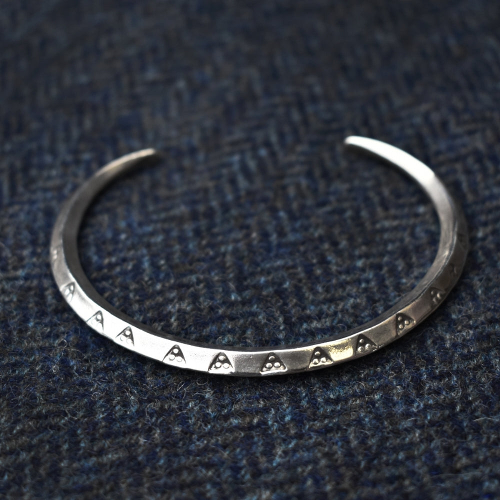 Silver Triangular Ring Money Bracelet